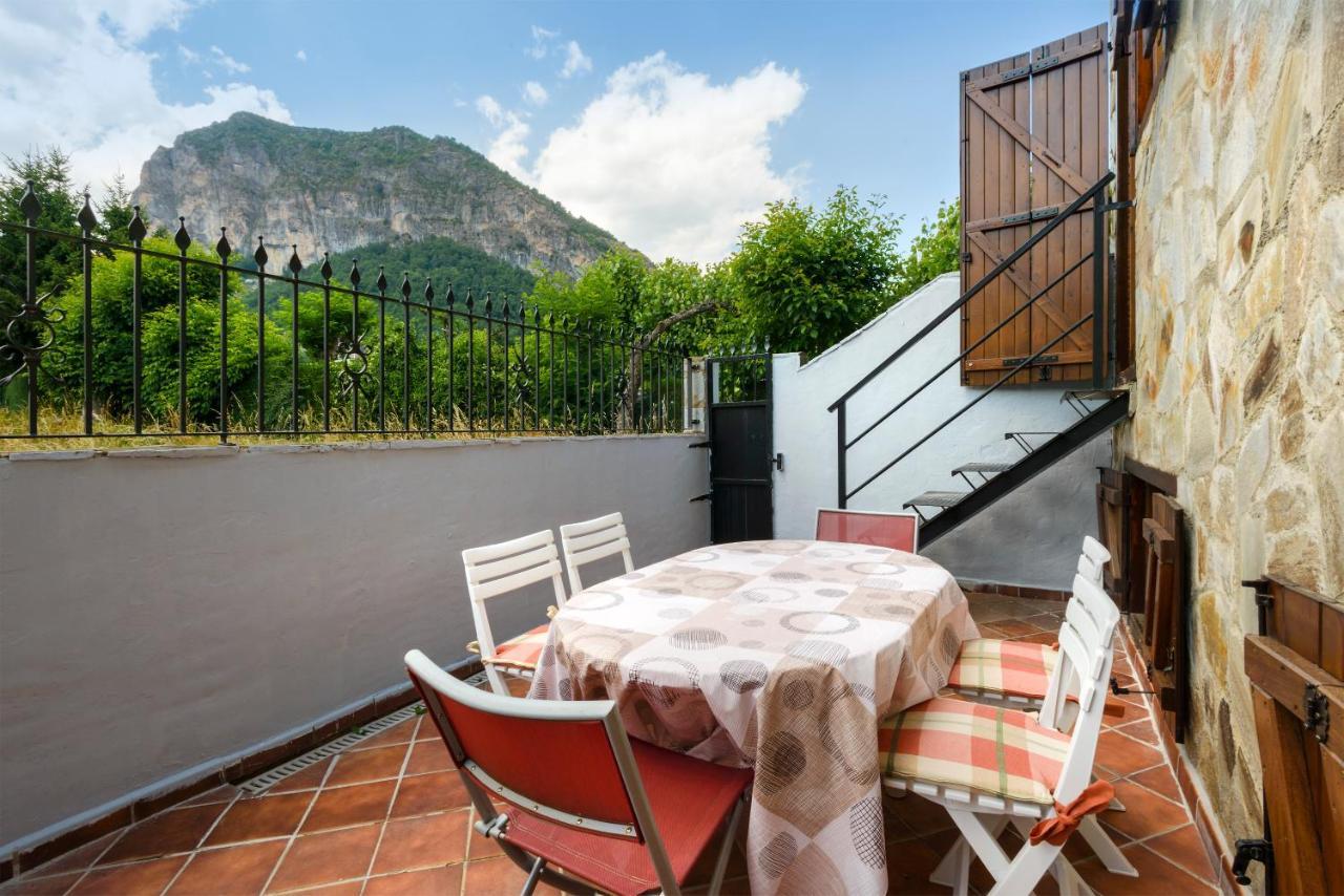 Alojamiento Escarrilla Pirineos Buitenkant foto